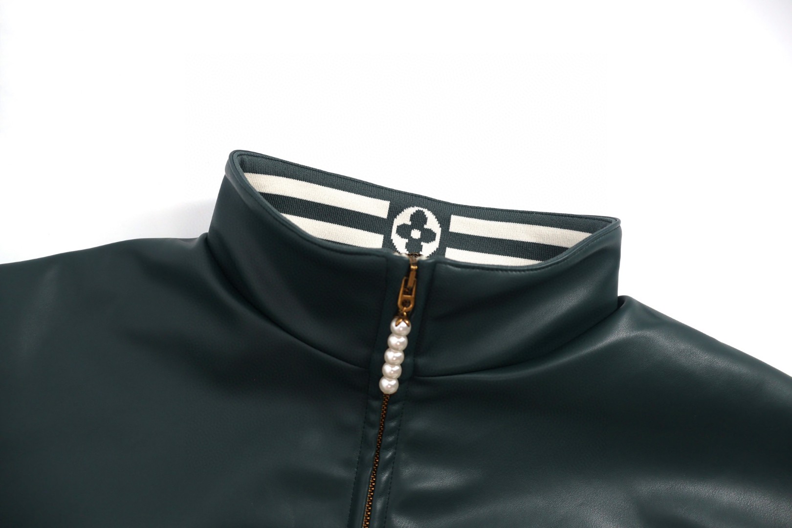 LOUIS VUITTON 路易威登 灰绿拼皮拼接夹克 外套 C0 1AIJX1