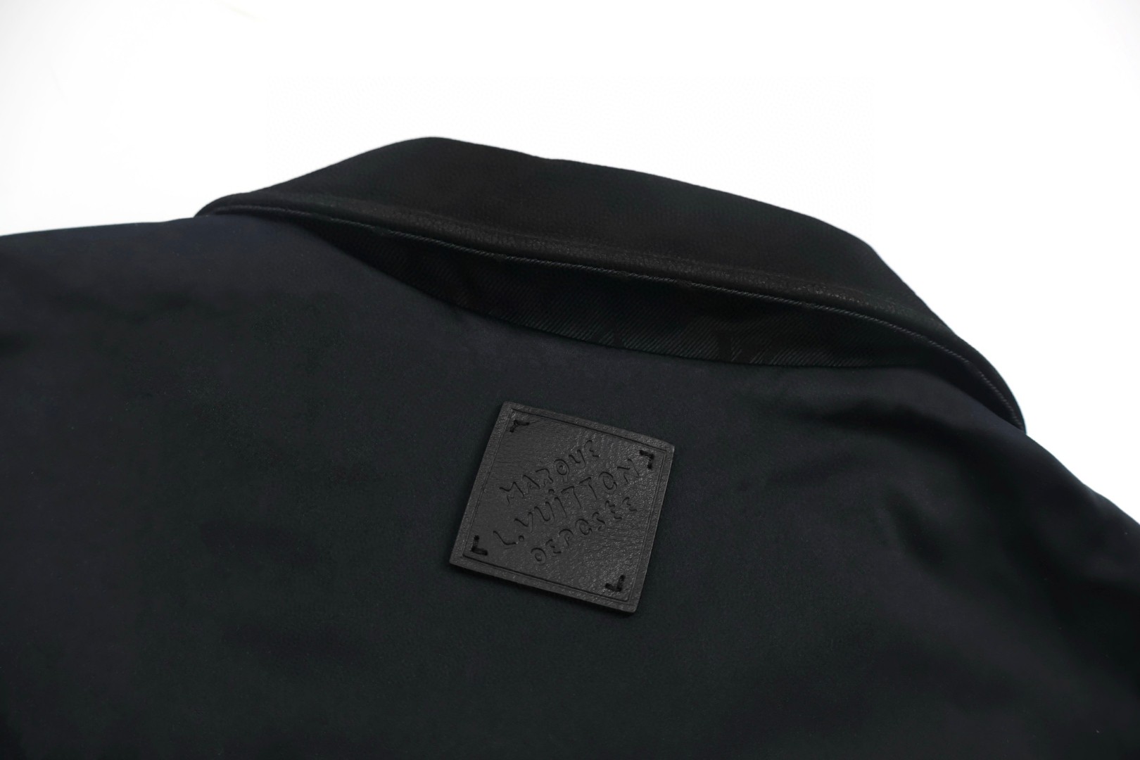 LOUIS VUITTON 路易威登 铁标双面两穿 夹克 外套 D0 1AGTFJ