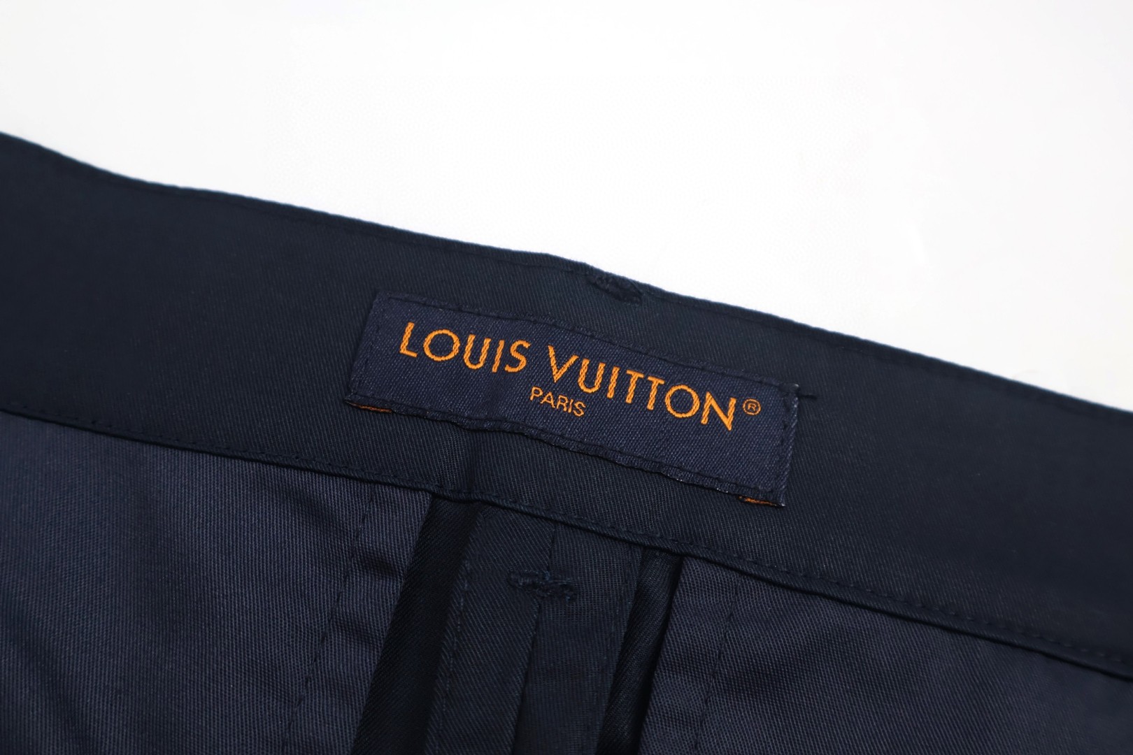 LOUIS VUITTON 路易威登 口袋刺绣工装裤 裤子 长裤 藏蓝色 卡其色 B5 1AIK53