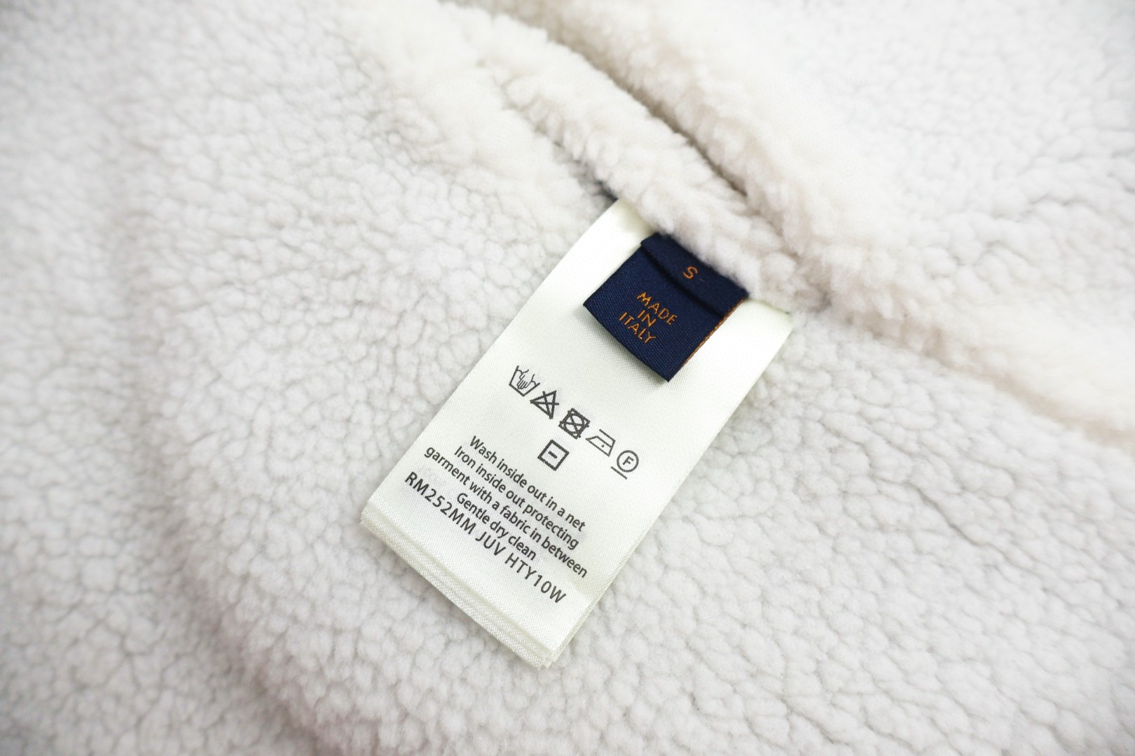 LOUIS VUITTON 路易威登 双面两穿拉链连帽马甲 背心 夹克 外套 B5 1AIKCD