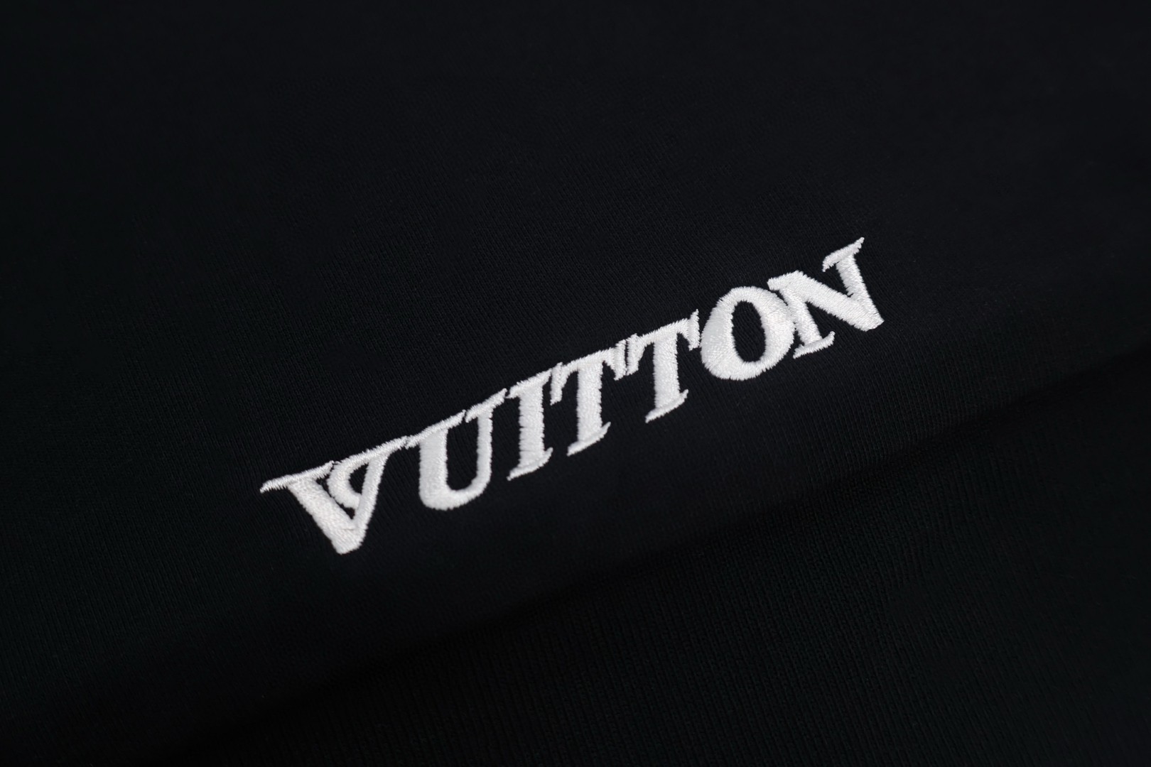 LOUIS VUITTON 路易威登 双面两穿拉链连帽马甲 背心 夹克 外套 B5 1AIKCD
