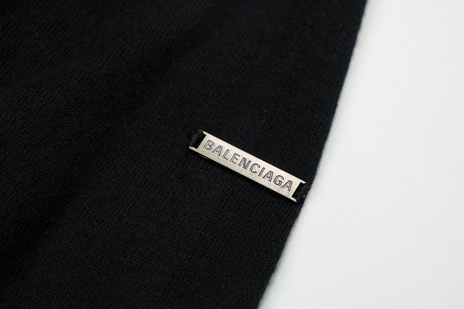 Balenciaga 巴黎世家 羊绒袖铁标毛衣 外套 长袖 黑色 A5
