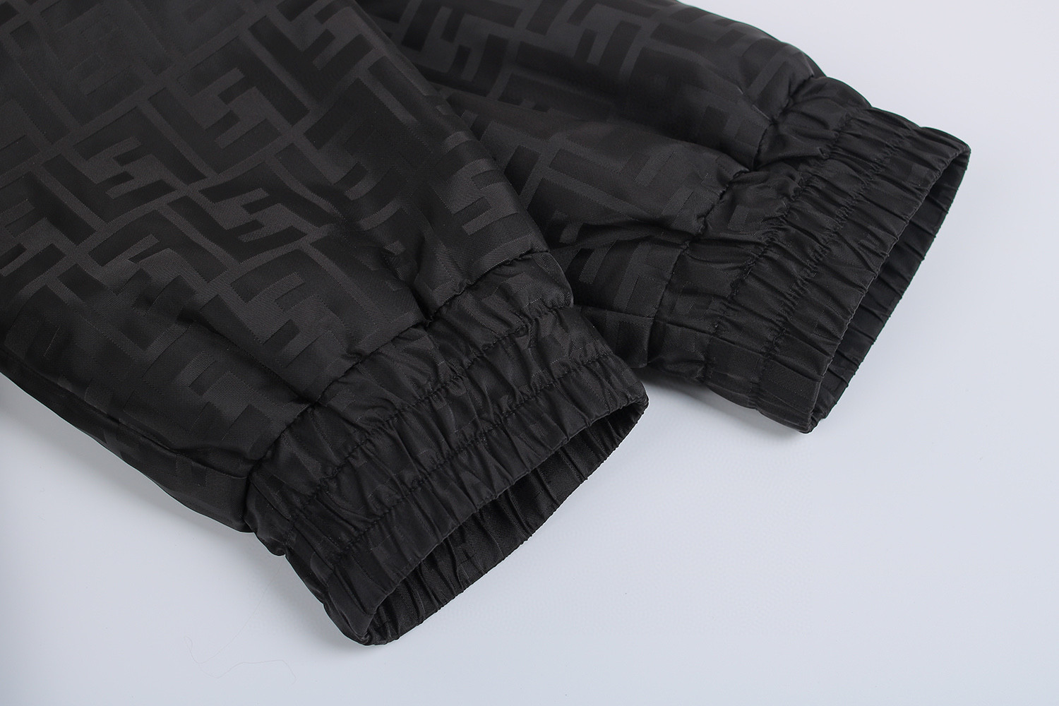 FENDI 芬迪 立领尼龙飞行员夹克 外套 长袖 黑色 C0 FAA951ATN9F0GME