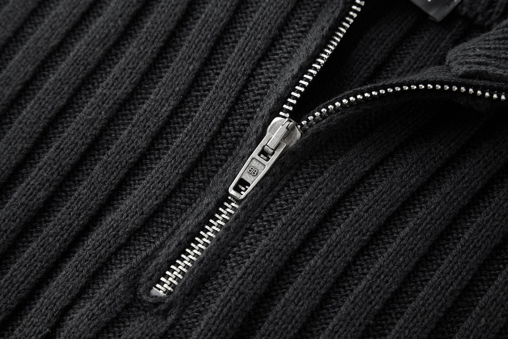 Balenciaga 巴黎世家 半拉链毛衣 外套 长袖 黑色 B0 852887T34141001