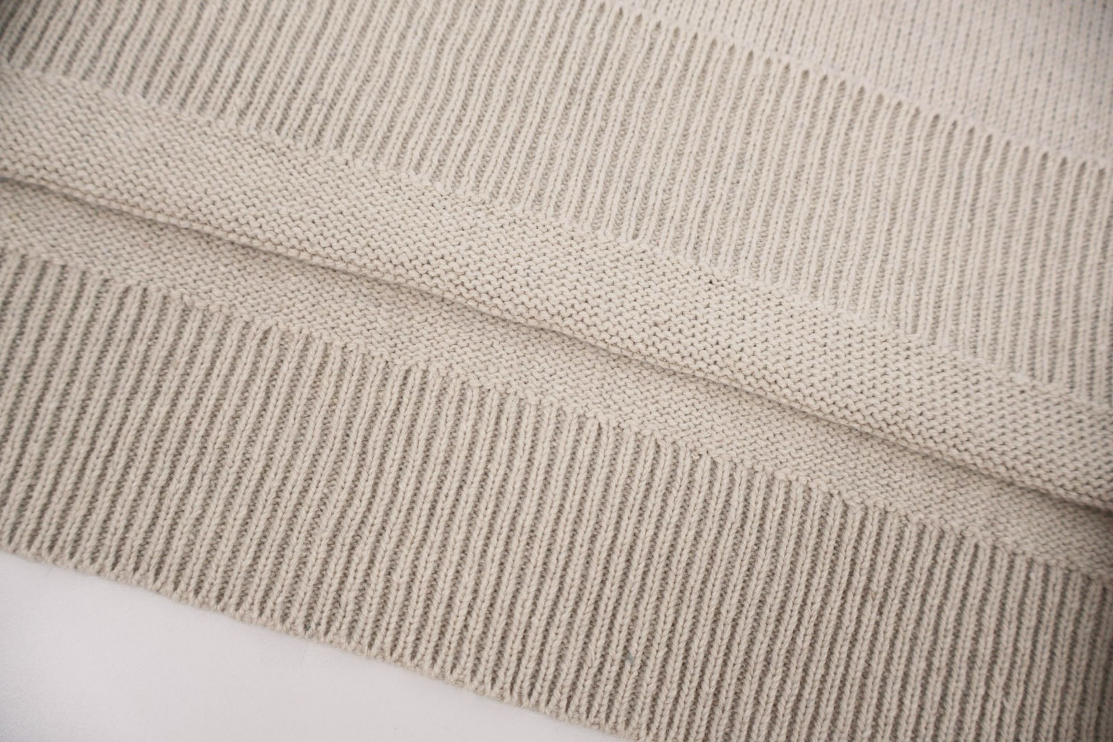 STONE ISLAND 石头岛 袖标圆领毛衣 长袖 外套 米色 黑色 B0 8115506A2-V0097