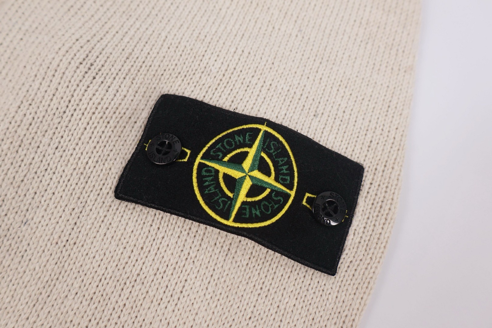 STONE ISLAND 石头岛 袖标圆领毛衣 长袖 外套 米色 黑色 B0 8115506A2-V0097