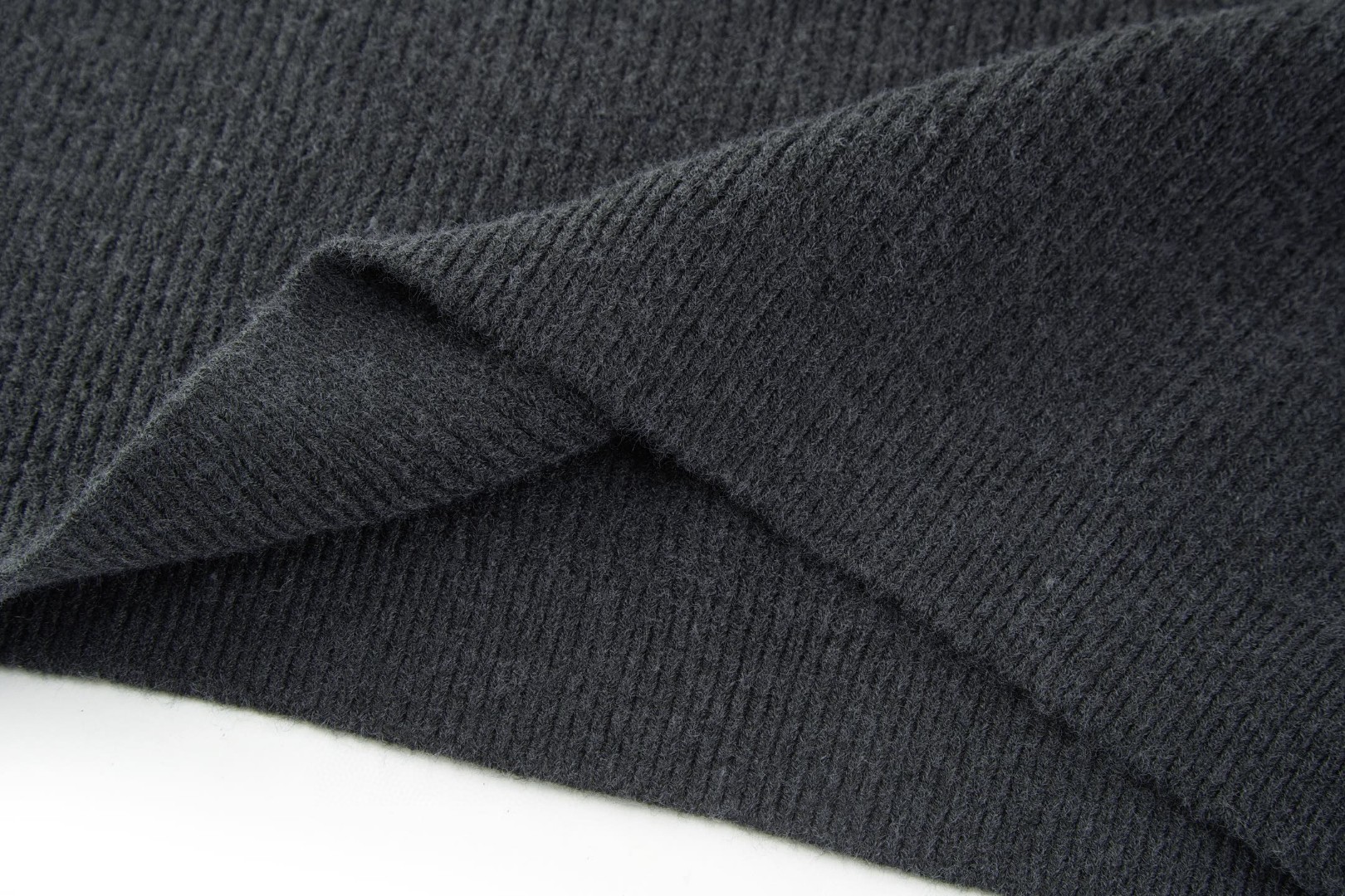 GUCCl 古驰 羊绒嵌花字母标识圆领毛衣 外套 长袖 灰色 A5 833499XKEYJ1043