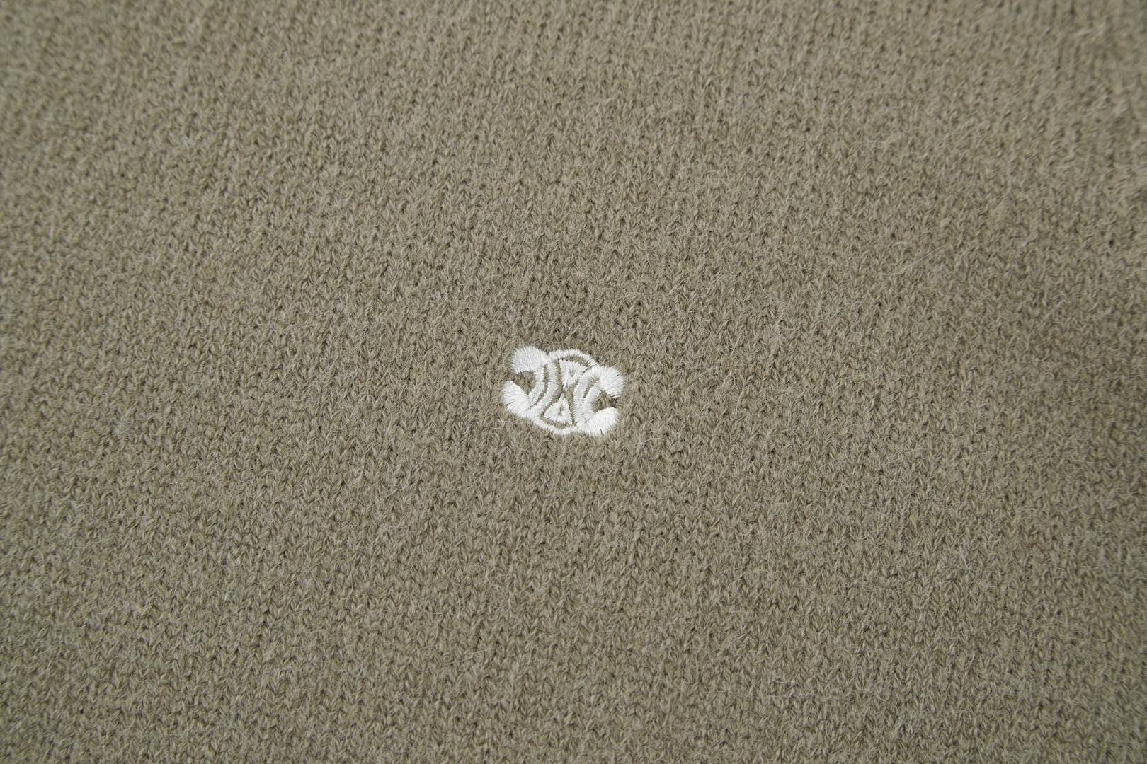 CELINE 赛琳 刺绣标识针织衫 毛衣 长袖 咖色 蓝色 藏青色 绿色 卡其色 黑色 B0 