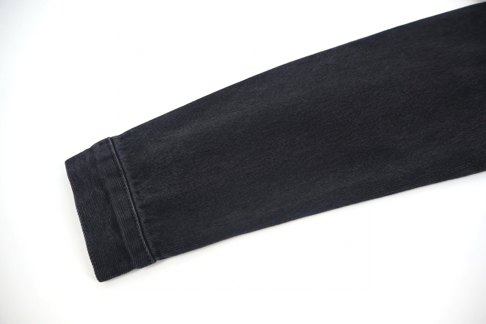 LOUIS VUITTON 路易威登 刺绣口袋牛仔外套 牛仔衣 上衣 夹克 黑色 C0 1AILKE