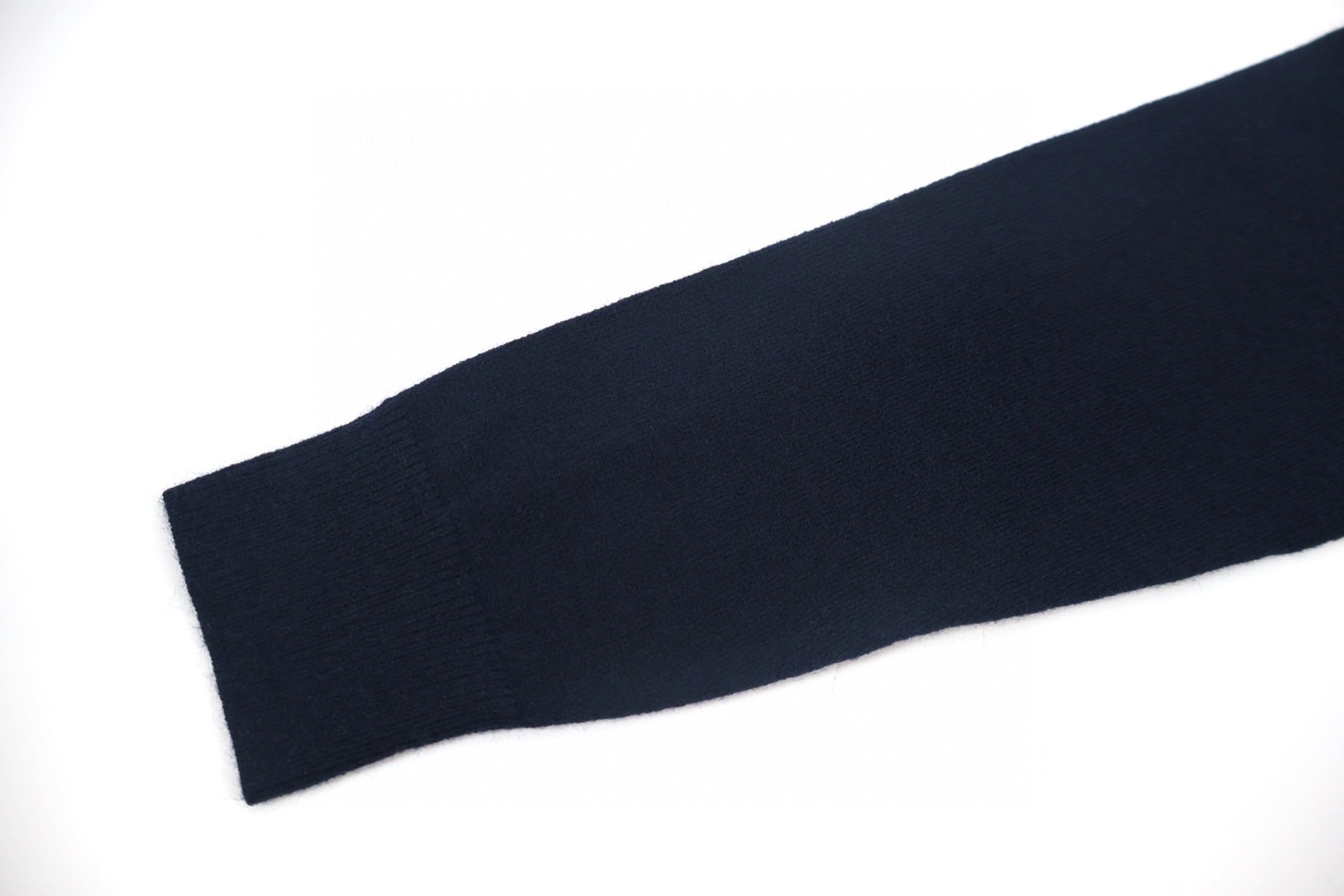 MIU MIU 缪缪 字母polo领毛衣 外套 长袖 海军蓝 B0 MMLA20-15Z1-F0008-S-OOO