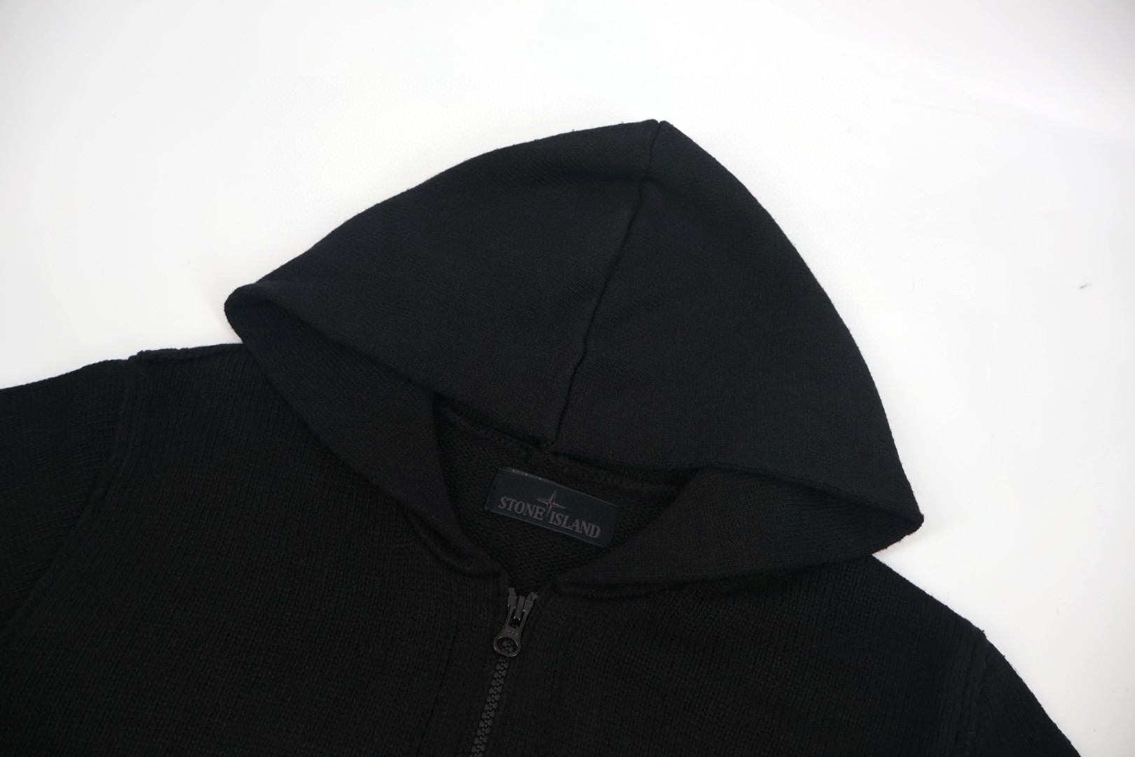 STONE ISLAND 石头岛 袖标羊毛针织拉链外套 毛衣 针织衫 长袖 黑色 B0 8115528FA-V0029