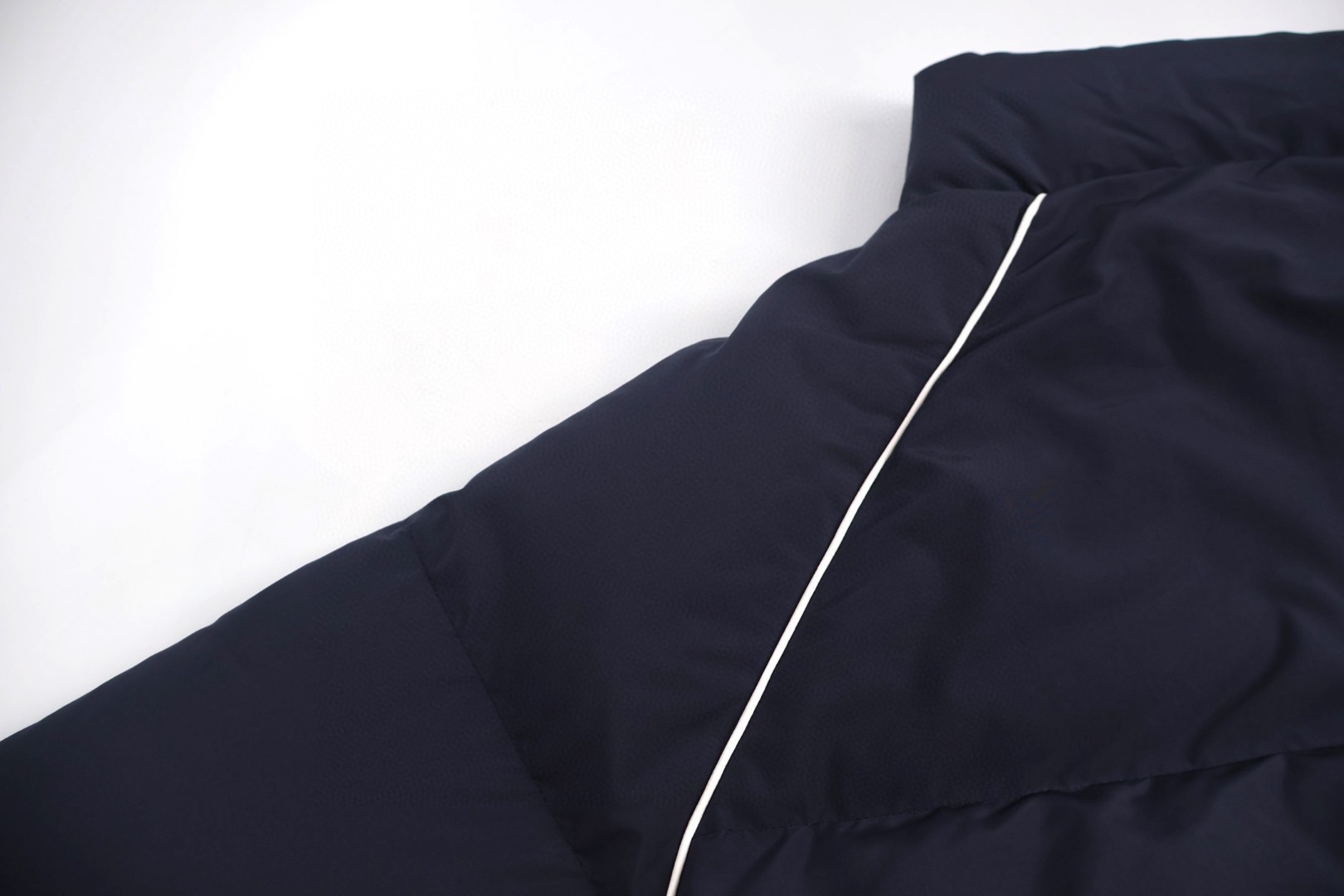 MIU MIU 缪缪 徽标拉链立领羽绒服 夹克 外套 长袖 保暖 藏蓝色 D0 ML1309-158A-F0008-S-OOO