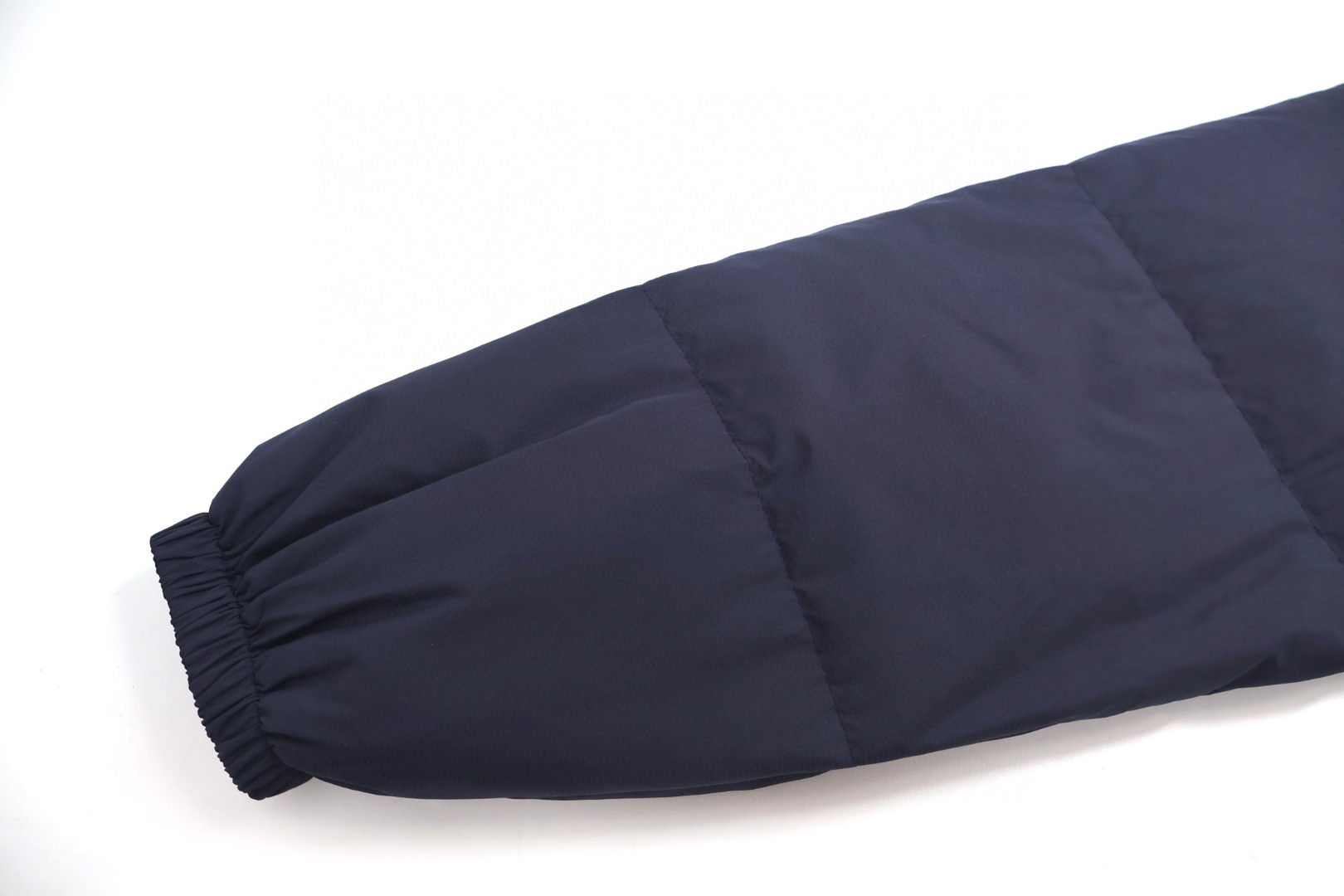 MIU MIU 缪缪 徽标拉链立领羽绒服 夹克 外套 长袖 保暖 藏蓝色 D0 ML1309-158A-F0008-S-OOO