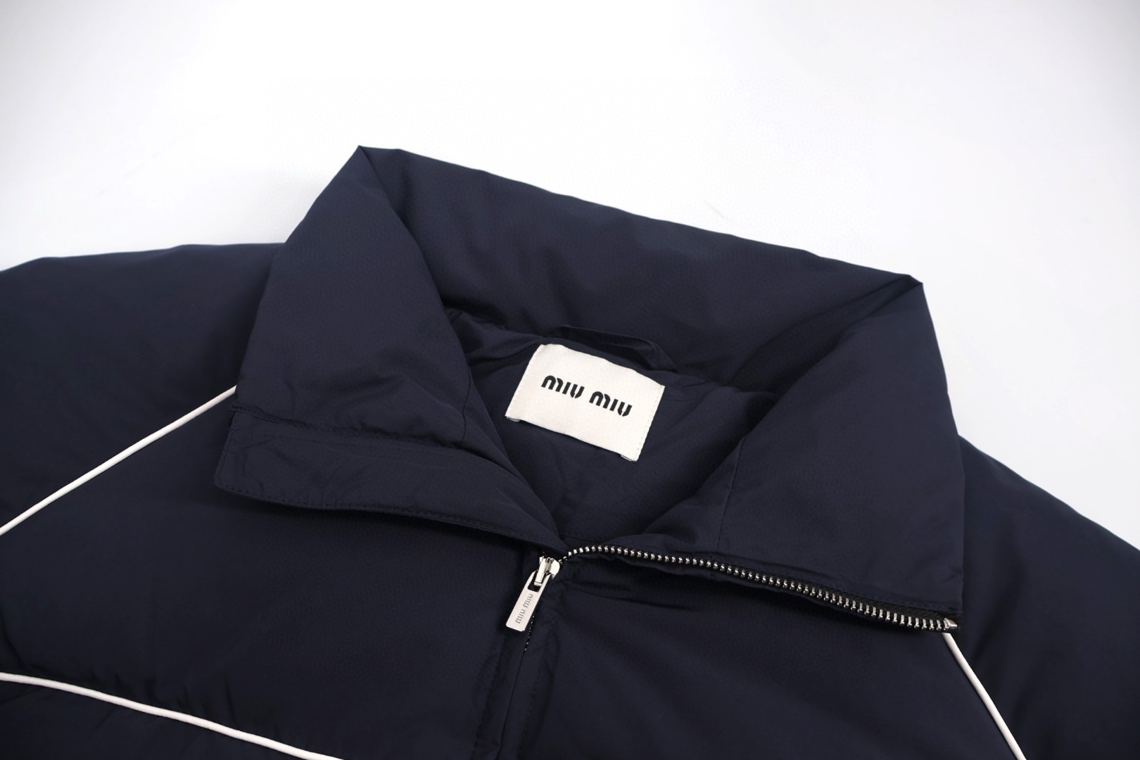 MIU MIU 缪缪 徽标拉链立领羽绒服 夹克 外套 长袖 保暖 藏蓝色 D0 ML1309-158A-F0008-S-OOO