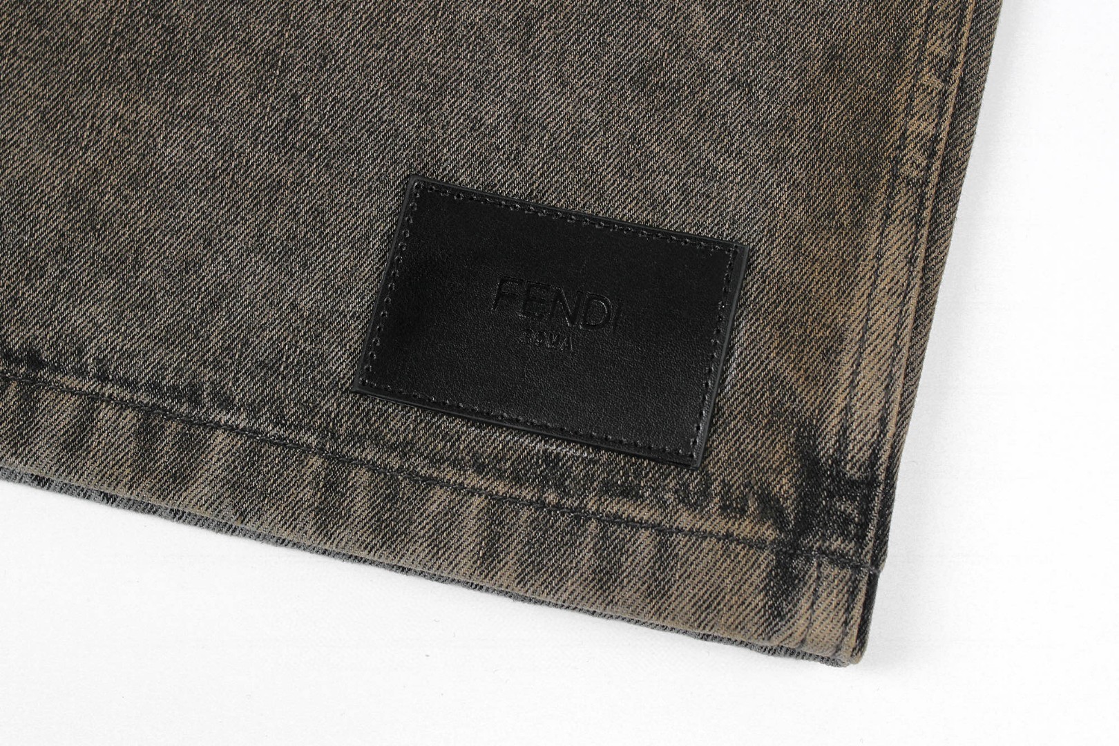 FENDI 芬迪 翻领单排扣套染牛仔衬衫 外套 夹克 长袖 B5 FW1410AT2IF0ZJ4