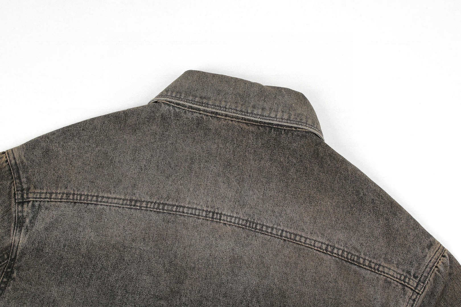 FENDI 芬迪 翻领单排扣套染牛仔衬衫 外套 夹克 长袖 B5 FW1410AT2IF0ZJ4