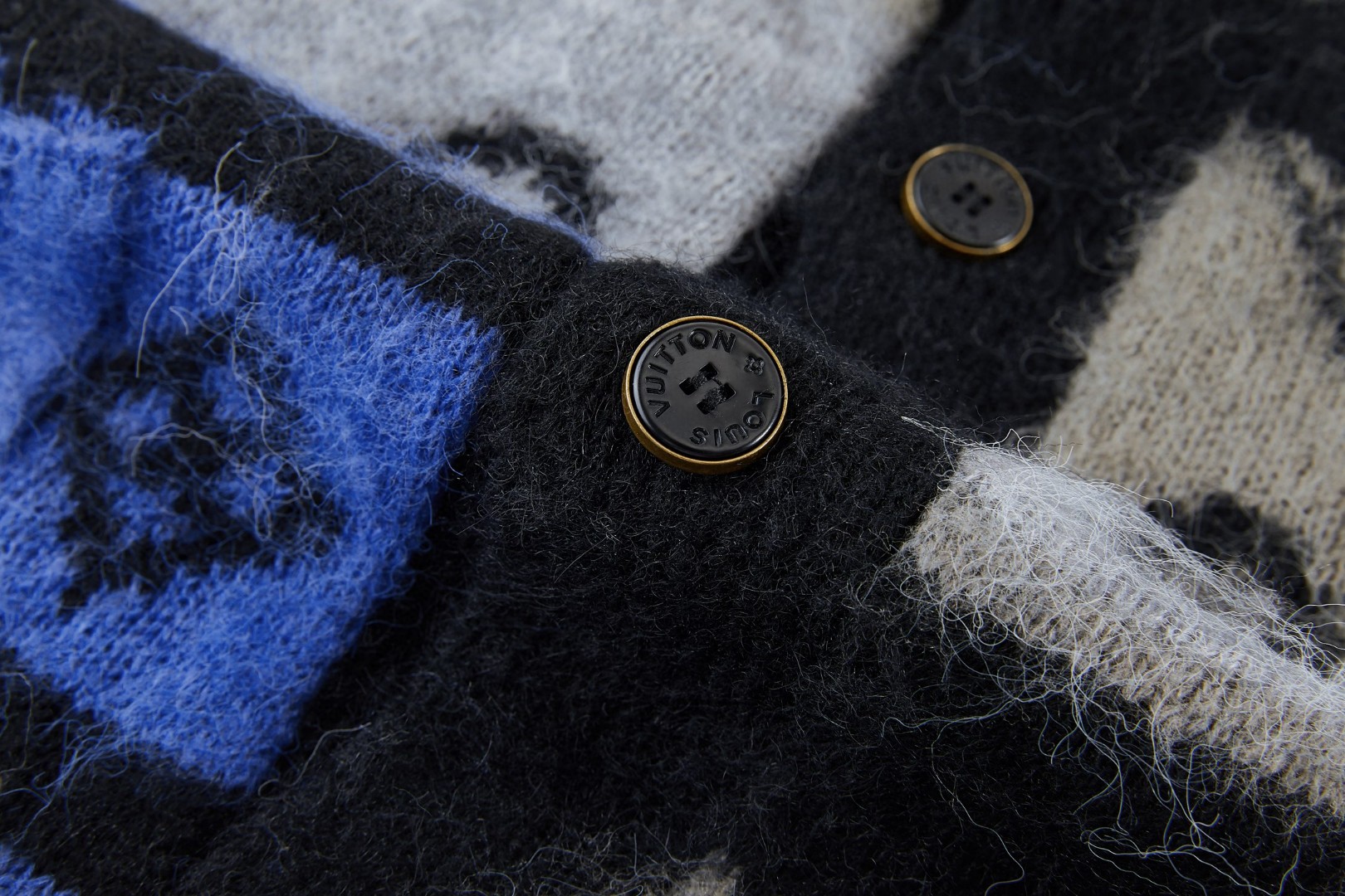 LOUIS VUITTON 路易威登 马海毛提花V领开衫 针织衫 毛衣 外套 黑色 B0 1AIOX5