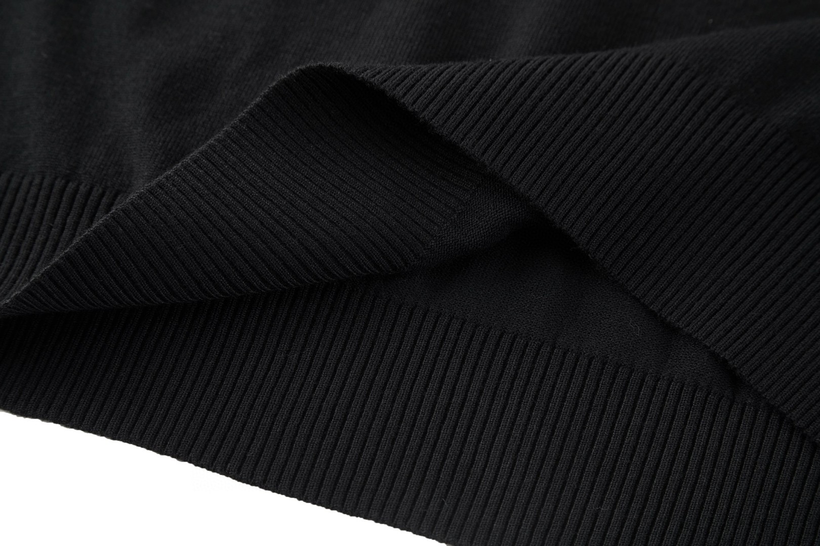 FENDI 芬迪 双F烫五金小标Polo衫 毛衣 针织衫 长袖 黑色 B0 FZC167AU84F0QA1