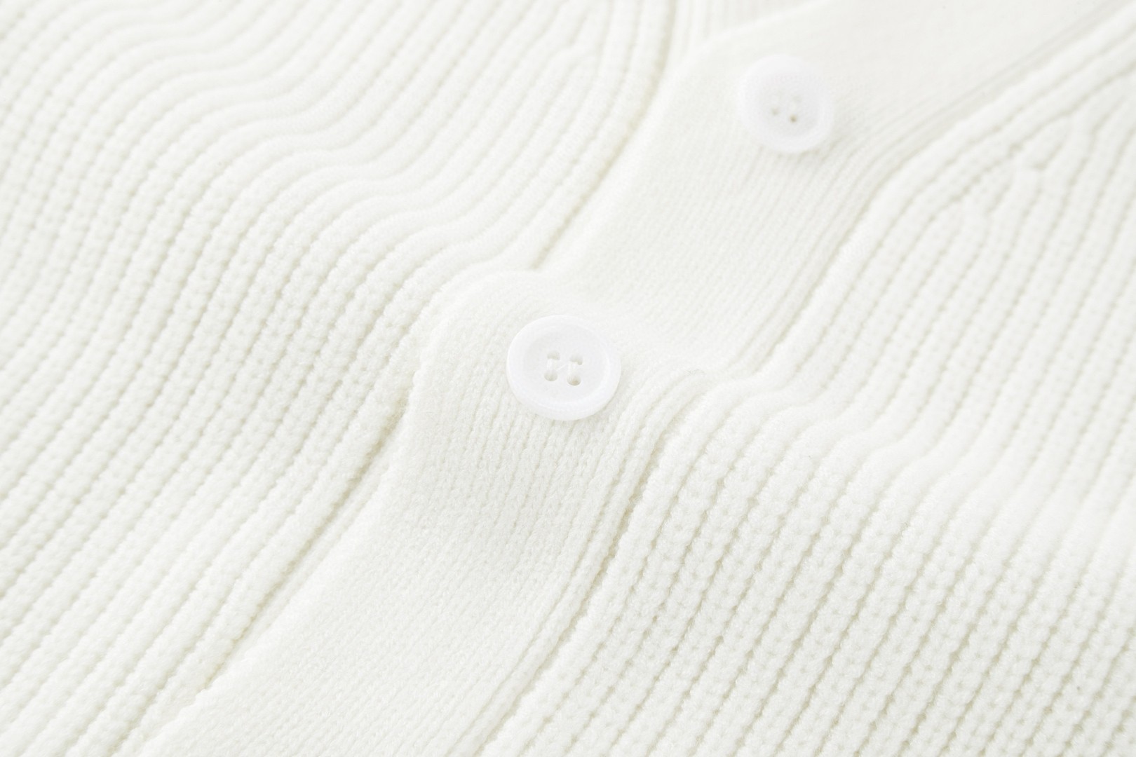 Balenciaga 巴黎世家 袖标V领开衫 针织衫 毛衣 外套 长袖 白色 B0