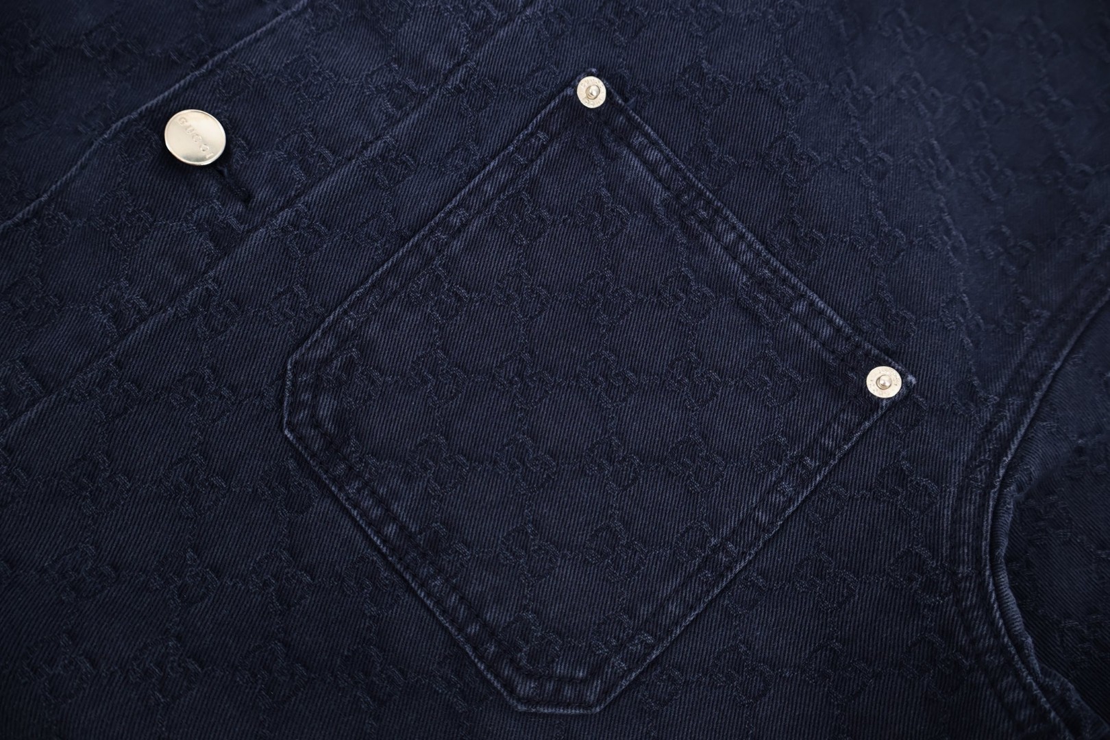 GUCCl 古驰 暗纹提花渐变牛仔外套 夹克 长袖 藏蓝色 C0 POIZON20250903101955764