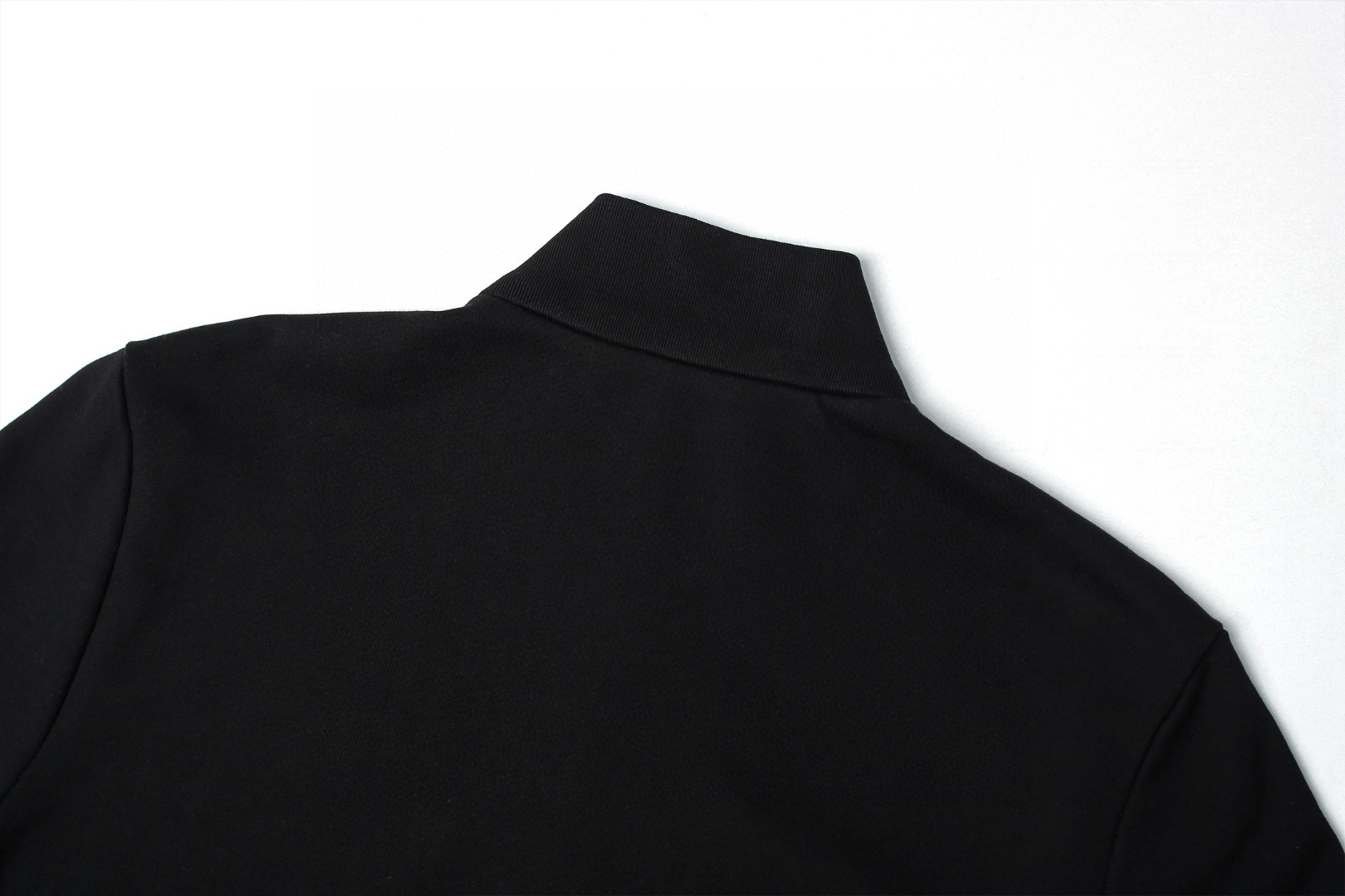 Moncler 蒙口 纯色立领拉链卫衣 夹克 外套 黑色 B0 K20918G0005689AZY999