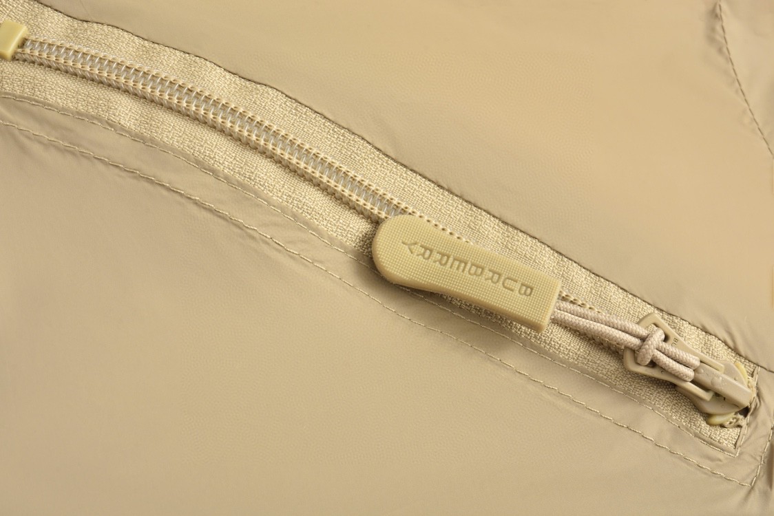 Burberry 巴宝莉 可拆袖马甲两穿羽绒服 长袖 外套 蜜色 E2 80211831