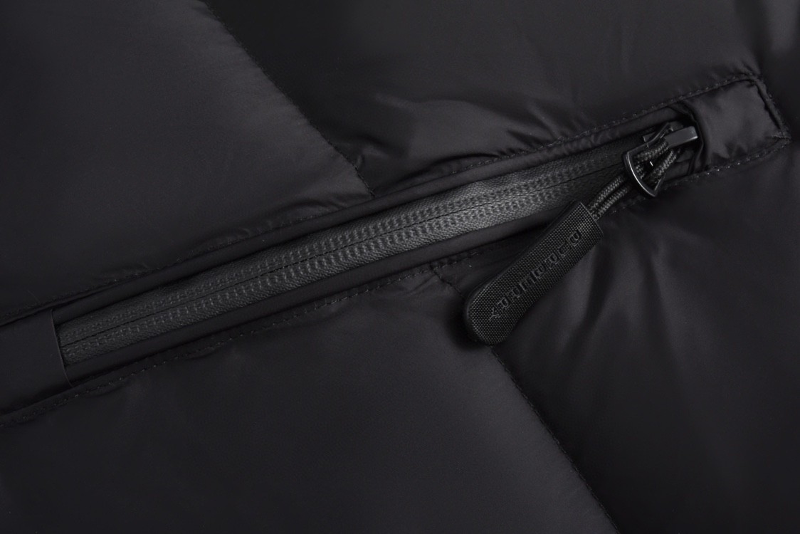 Burberry 巴宝莉 可拆袖马甲两穿羽绒服 长袖 外套 黑色 E2 80187311