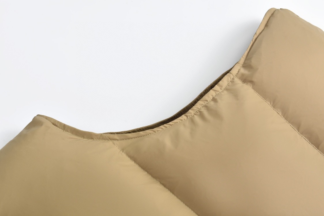 Burberry 巴宝莉 可拆袖马甲两穿羽绒服 长袖 外套 蜜色 E2 80211831