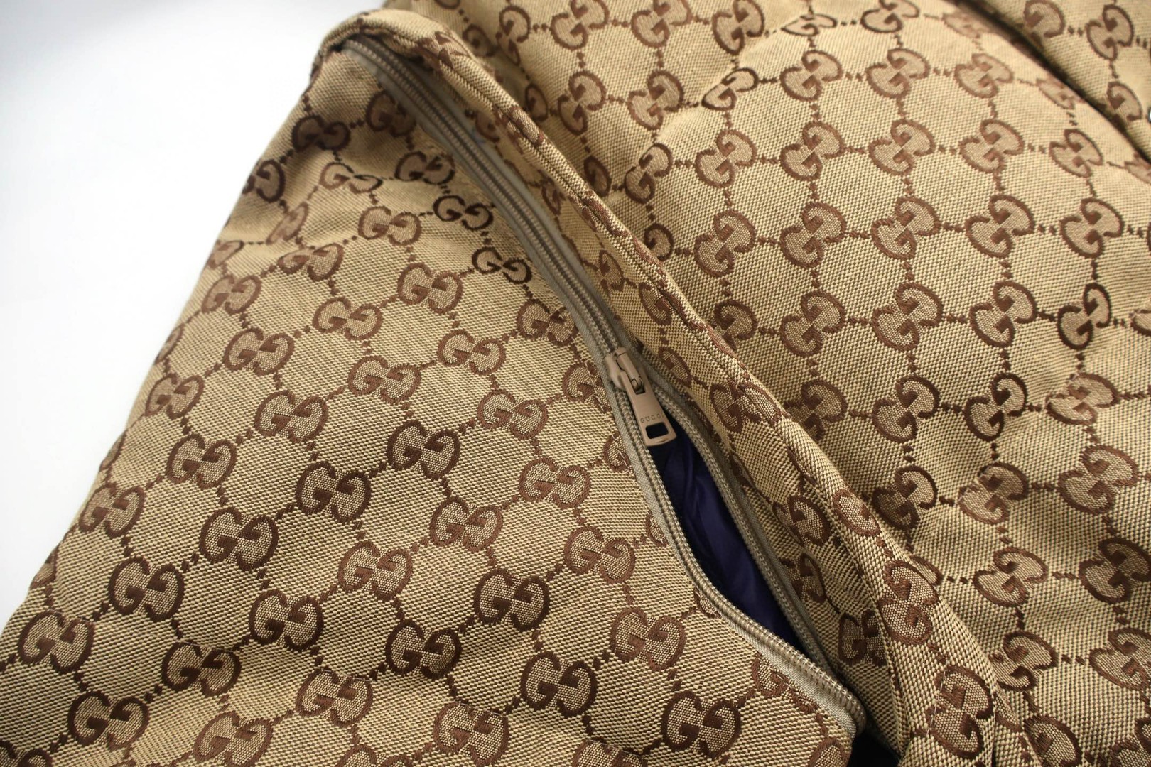 GUCCl 古驰 可拆卸袖满印提花连帽棉服 外套 夹克 长袖 E2 832290-Z9ABS-2580