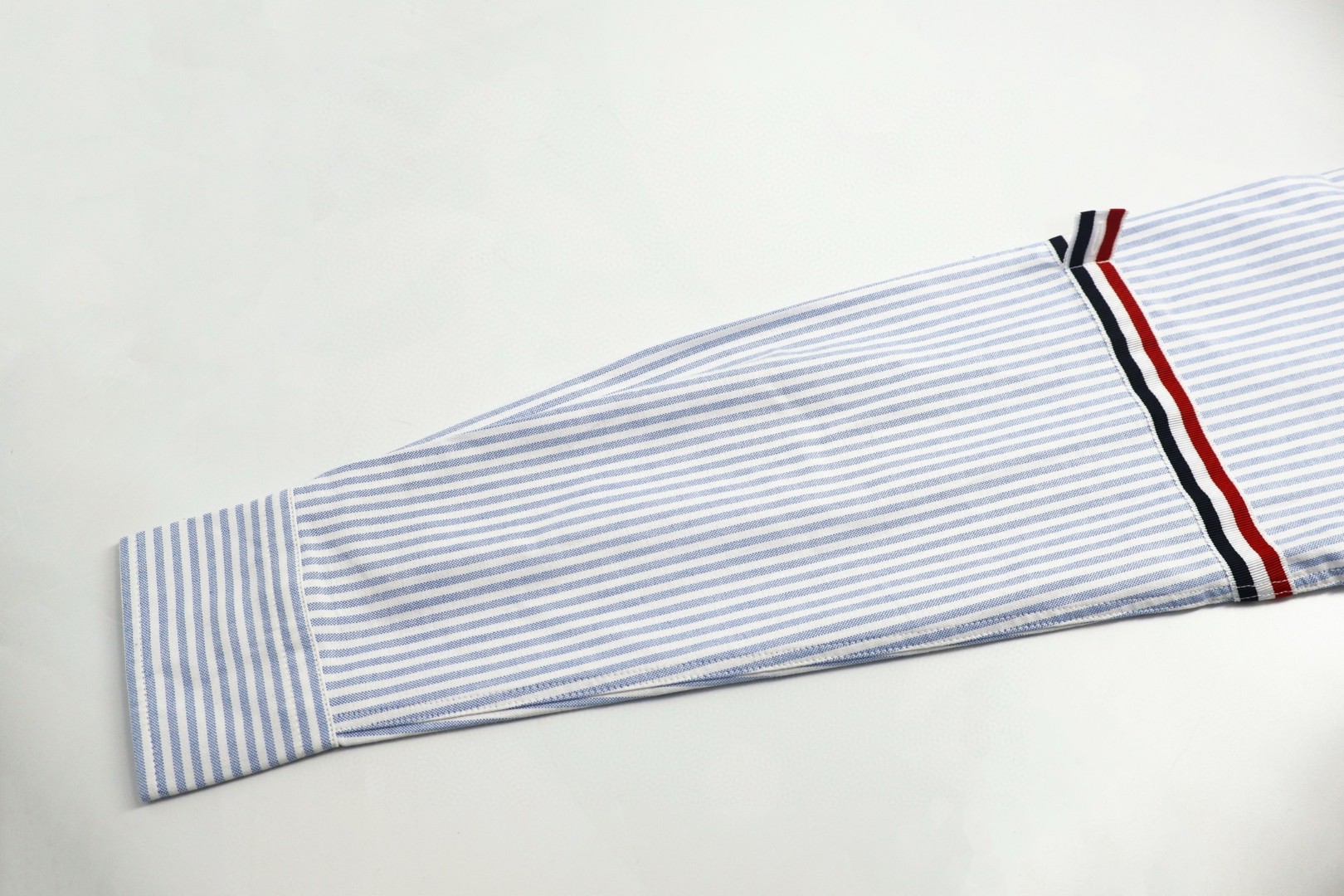 THOM BROWNE 双袖织带条纹衬衫 外套 长袖 蓝色 灰色 A5 MWL301A-00572-450