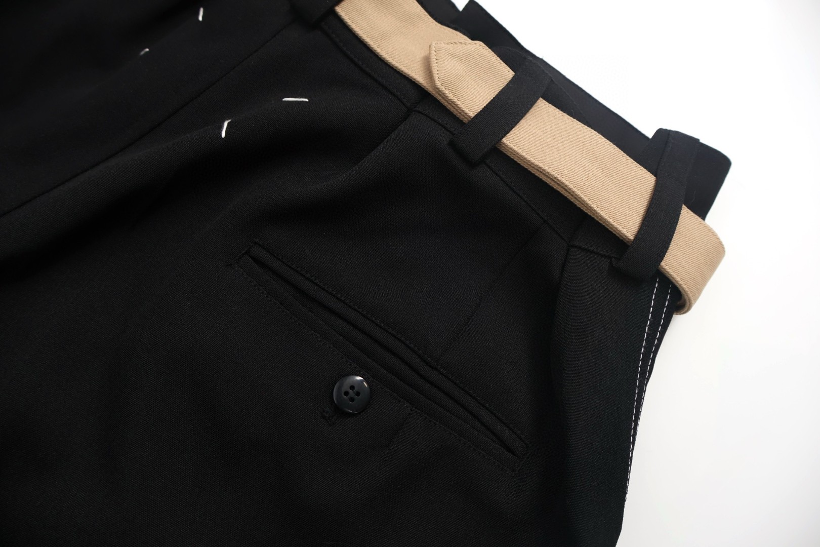 Maison Margiela 马吉拉 腰带直筒休闲裤 长裤 裤子 黑色 B0 S50KA0688M35518900