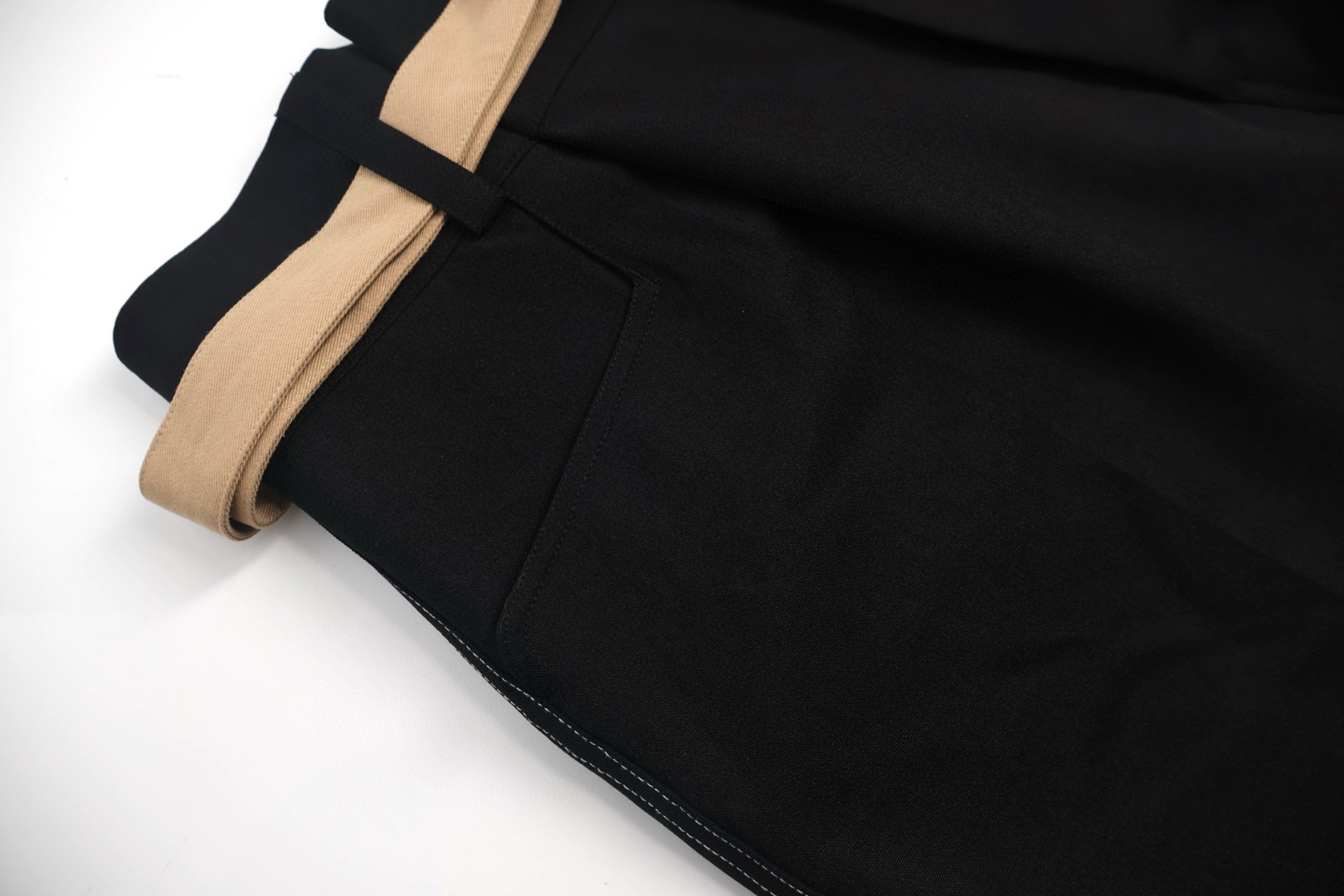 Maison Margiela 马吉拉 腰带直筒休闲裤 长裤 裤子 黑色 B0 S50KA0688M35518900