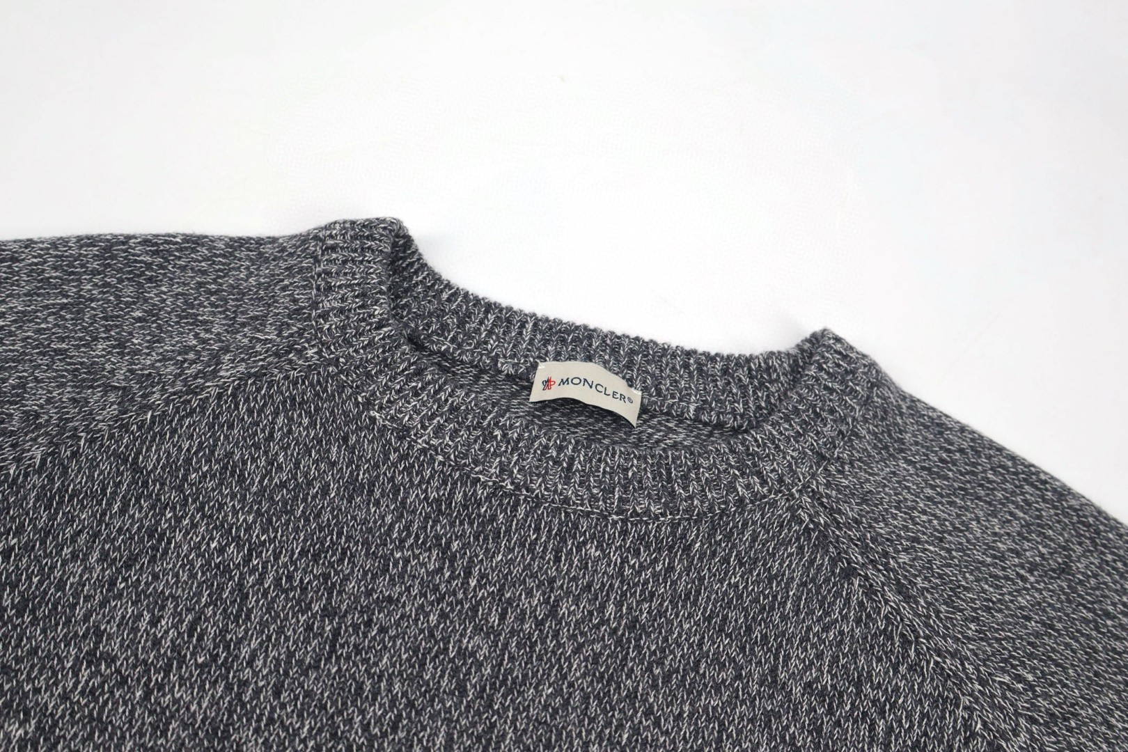 Moncler 蒙口 袖口口袋毛衣 秋冬 外套 灰色 B0 K20919C00012M3550P99