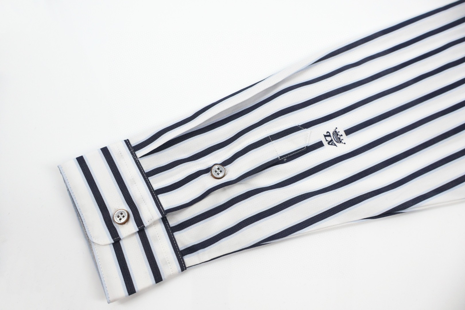 LOUIS VUITTON 路易威登 条纹弹幕拉链衬衫 外套 B5 1AIKA1