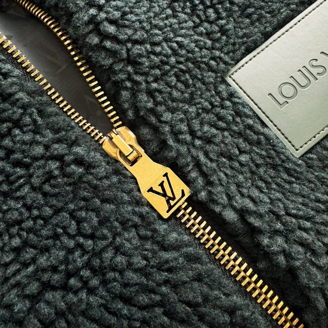 LOUIS VUITTON 路易威登 皮牌泰迪拉链立领夹克 外套 长袖 墨绿色 1AIIRE