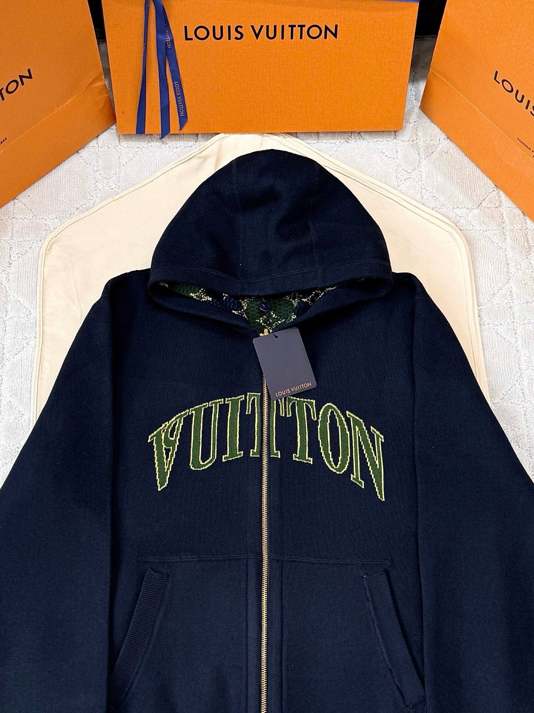 LOUIS VUITTON 路易威登 老花字母双面两穿拉链连帽卫衣 外套 夹克 D0 1AIJZ8