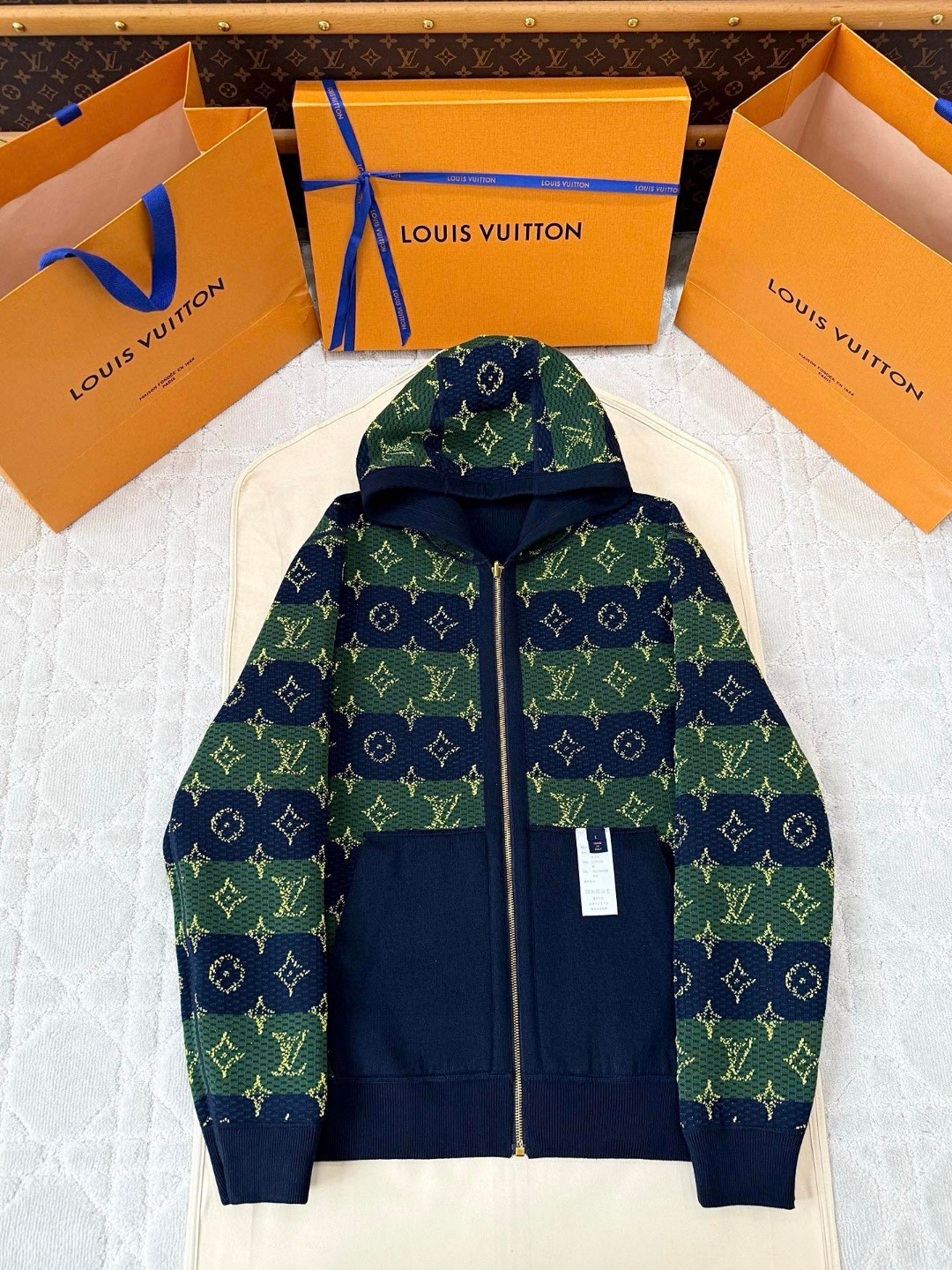 LOUIS VUITTON 路易威登 老花字母双面两穿拉链连帽卫衣 外套 夹克 D0 1AIJZ8