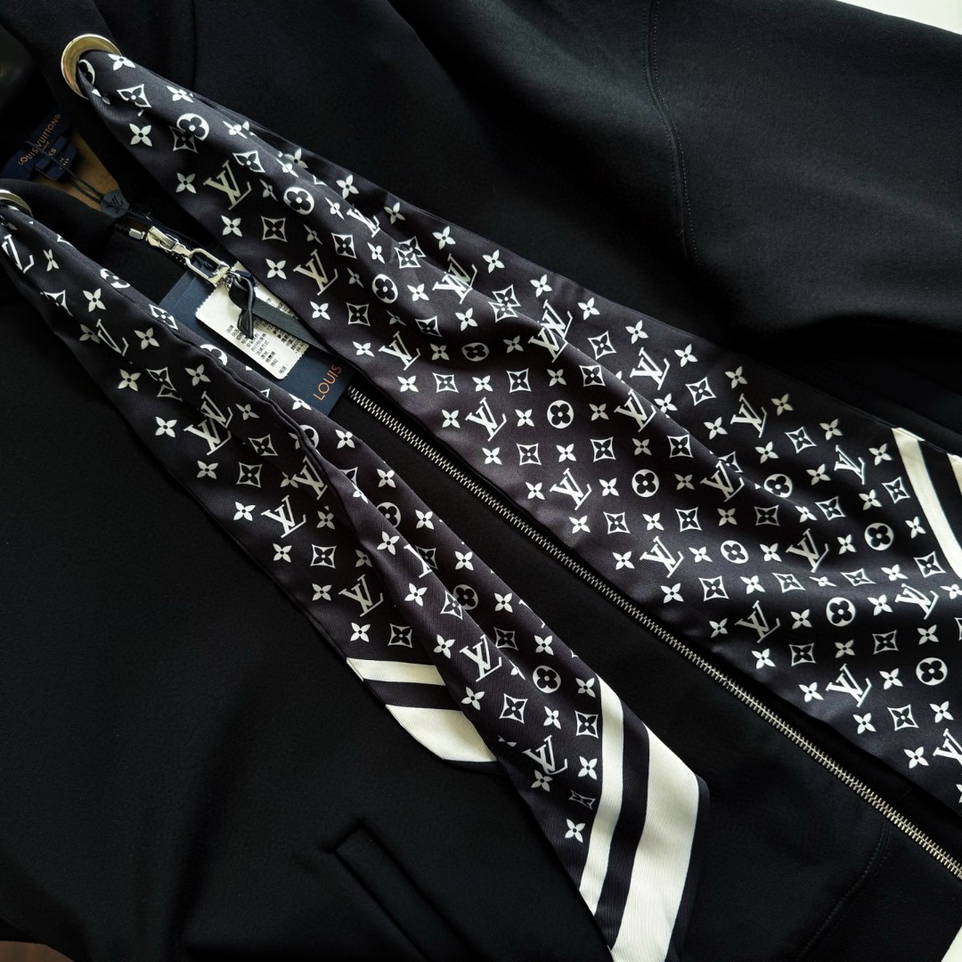 LOUIS VUITTON 路易威登 丝带拉链连帽卫衣 外套 黑色 B5 1AIR90