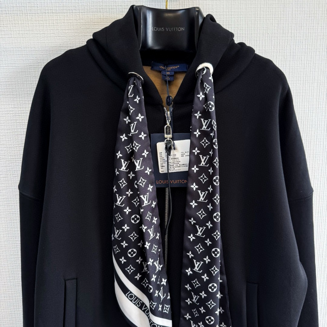 LOUIS VUITTON 路易威登 丝带拉链连帽卫衣 外套 黑色 B5 1AIR90