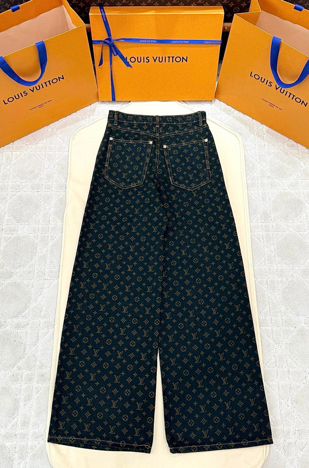 LOUIS VUITTON 路易威登 满印老花牛仔裤 裤子 长裤 黑色 B5 1AIBEO