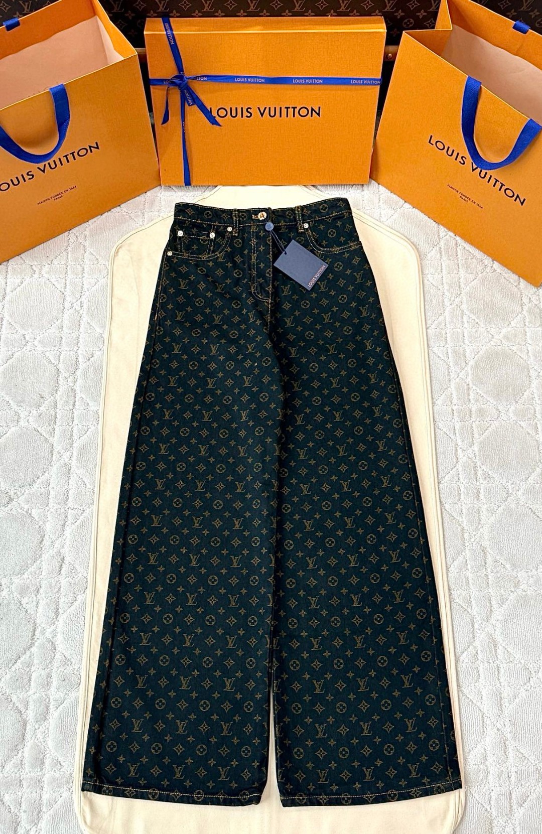 LOUIS VUITTON 路易威登 满印老花牛仔裤 裤子 长裤 黑色 B5 1AIBEO