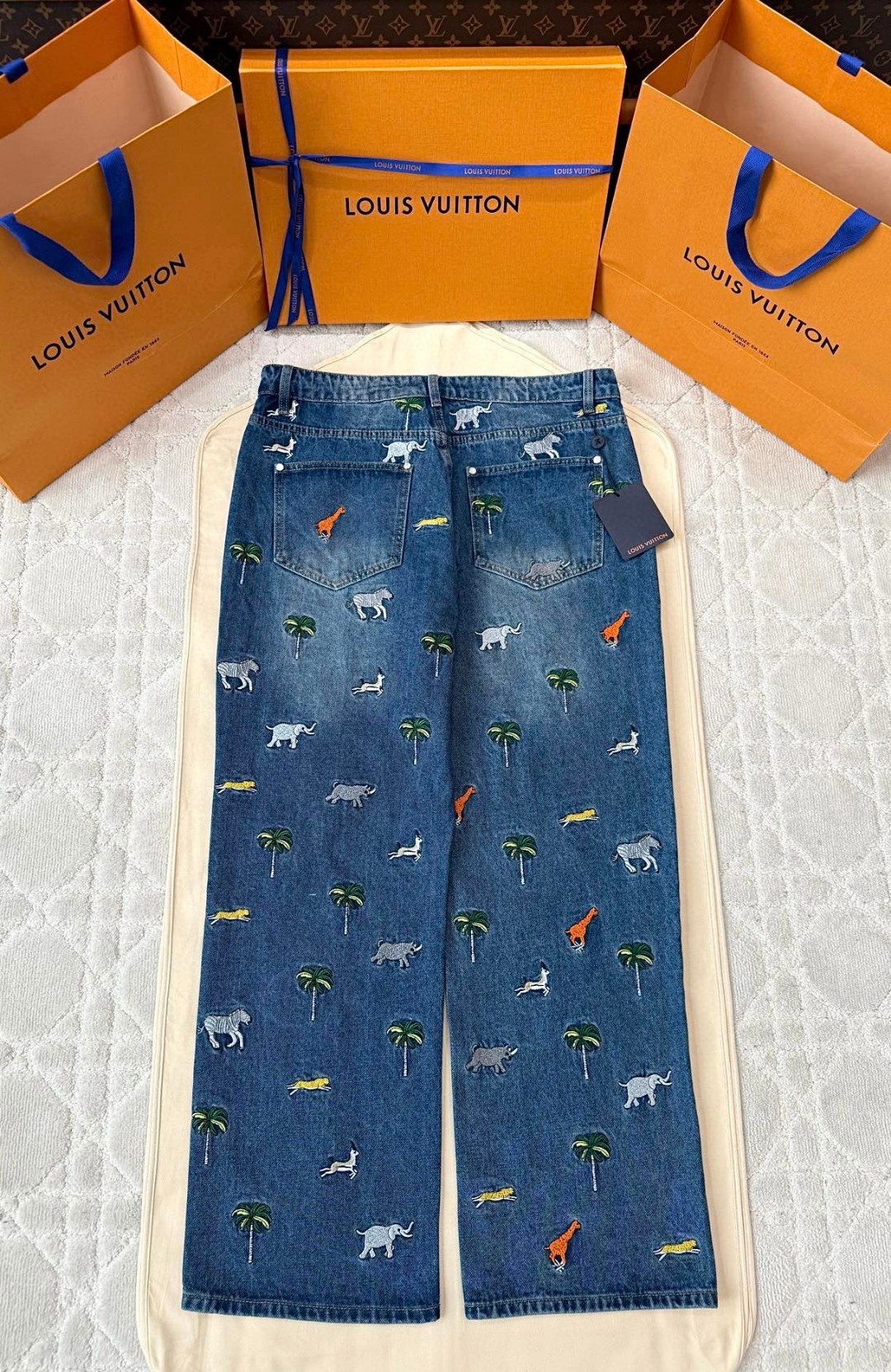 LOUIS VUITTON 路易威登 动物刺绣牛仔裤 裤子 长裤 蓝色 B5 