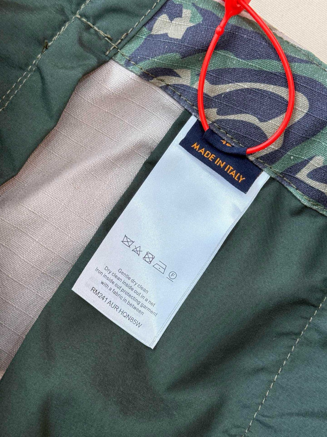 LOUIS VUITTON 路易威登 Nigo 联名款 迷彩老花贴布饰口袋工装裤 裤子 长裤 B5 1AIMEO