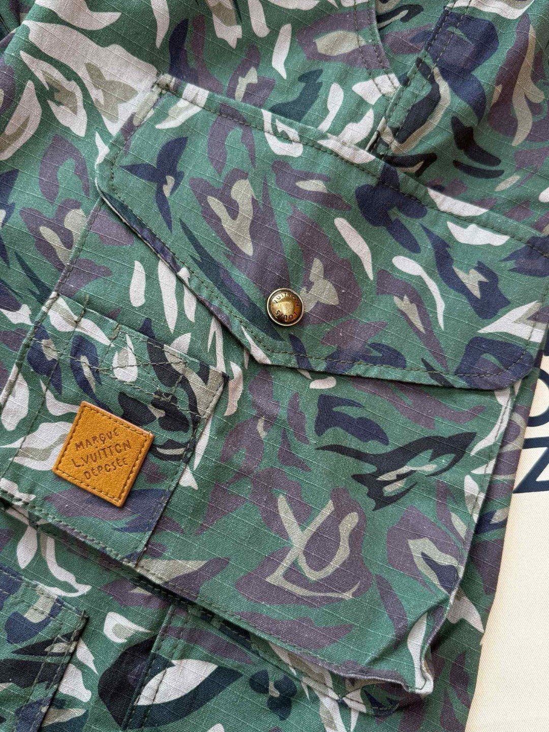 LOUIS VUITTON 路易威登 Nigo 联名款 迷彩老花贴布饰口袋工装裤 裤子 长裤 B5 1AIMEO