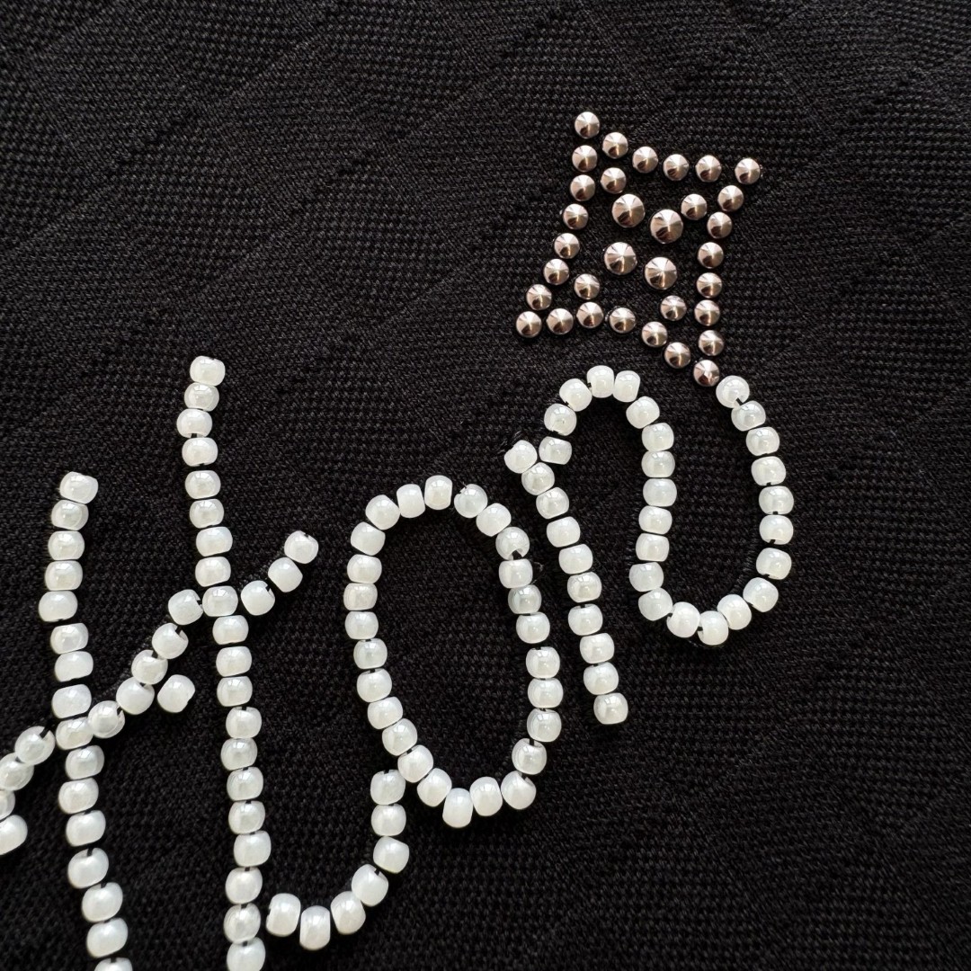 LOUIS VUITTON 路易威登 LV Nigo 联名款 刺绣钉珠注明 T恤 短袖 黑色 A5 1AIMLY