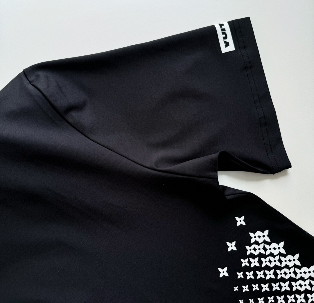 LOUIS VUITTON 路易威登 美洲杯 烫画圆领 T恤 短袖 黑色 A5 1AFVU1