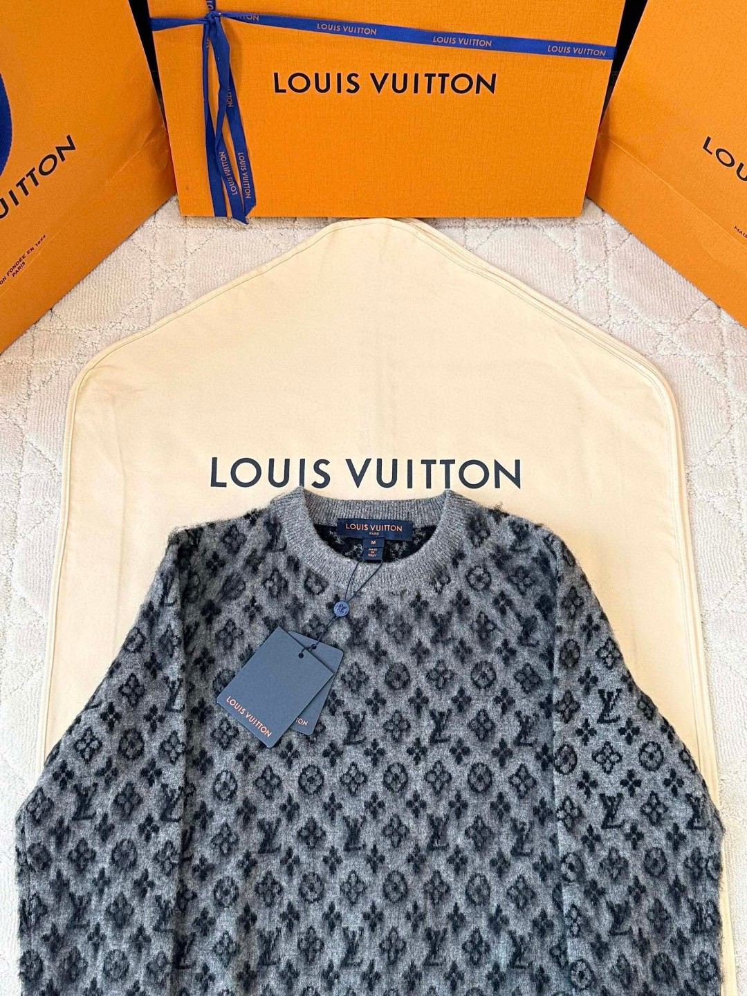 LOUIS VUITTON 路易威登 马海毛老花字针织花毛衣 针织衫 外套 长袖 灰色 C0 1AHZBP