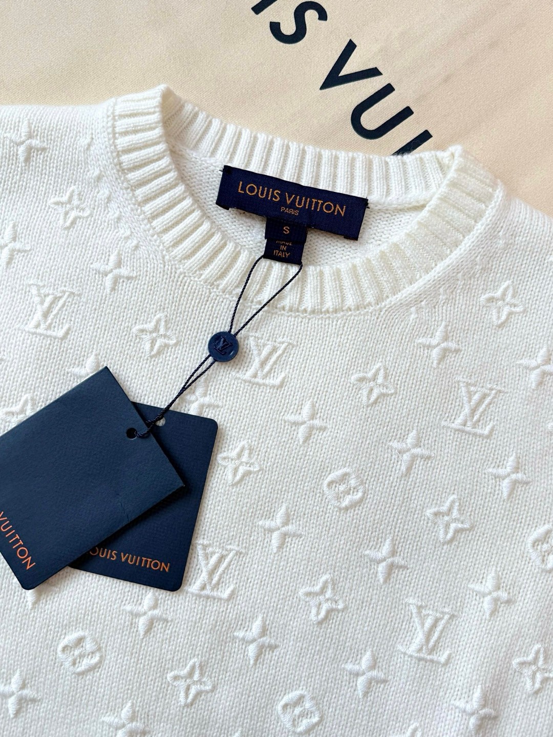 LOUIS VUITTON 路易威登 字母3D羊毛老花毛衣 针织衫 外套 长袖 黑色 白色 C0 1AHZ44