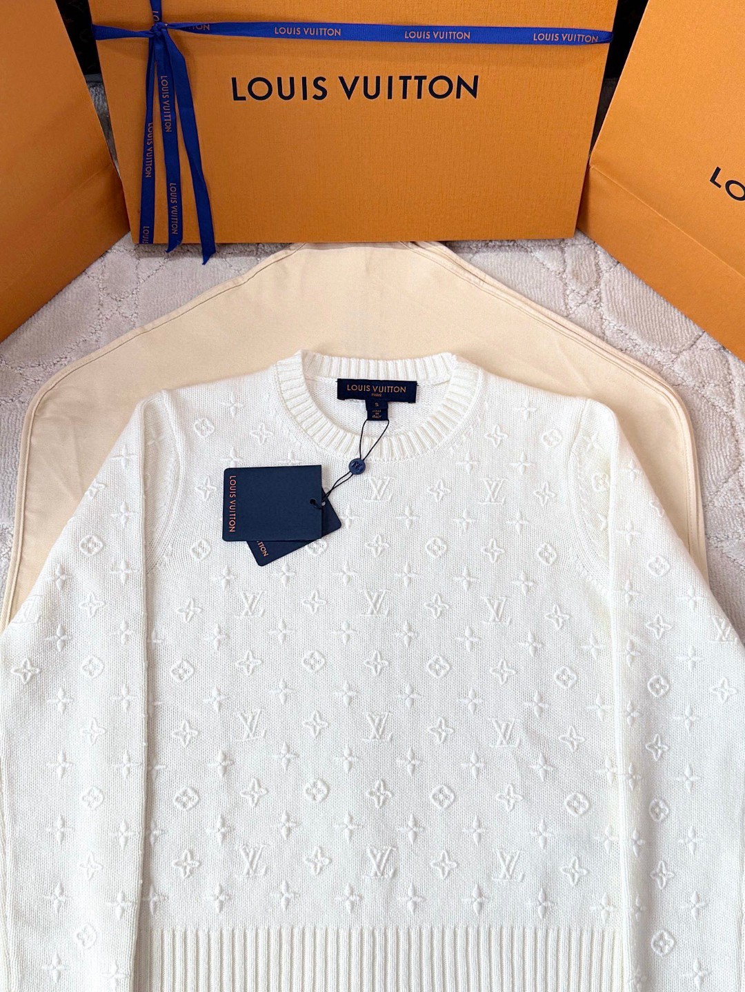 LOUIS VUITTON 路易威登 字母3D羊毛老花毛衣 针织衫 外套 长袖 黑色 白色 C0 1AHZ44