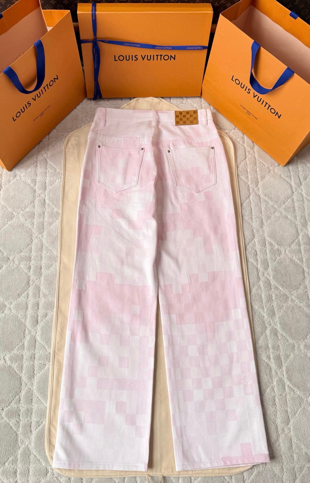 LOUIS VUITTON 路易威登 棋盘格牛仔裤 裤子 长裤 粉色 B5 1AILVE